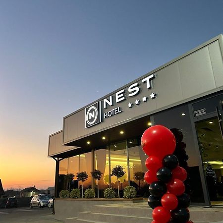 Hotel Nest بييلينا المظهر الخارجي الصورة