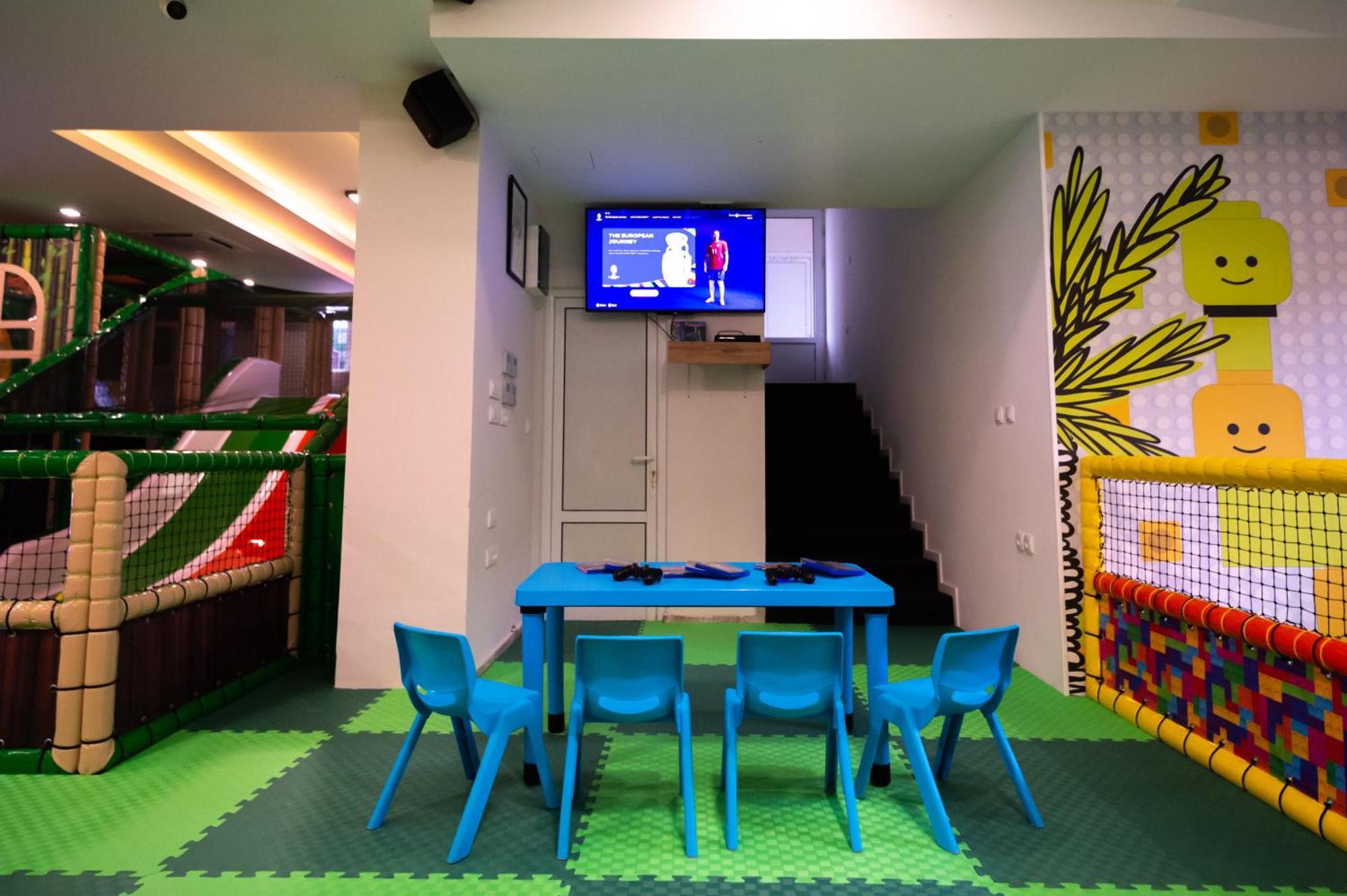 Hotel Nest بييلينا المظهر الخارجي الصورة
