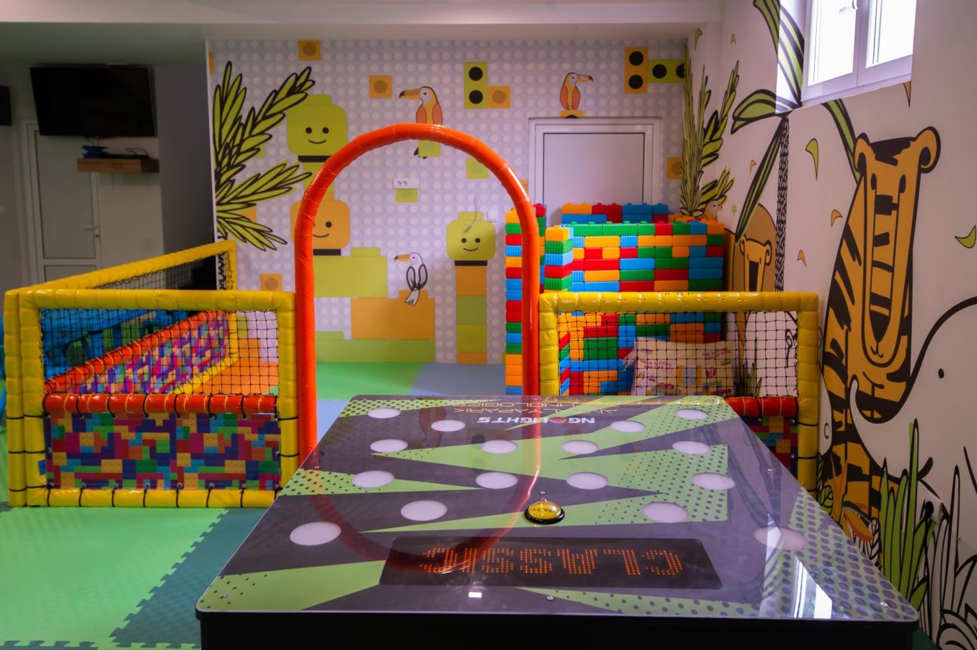 Hotel Nest بييلينا المظهر الخارجي الصورة