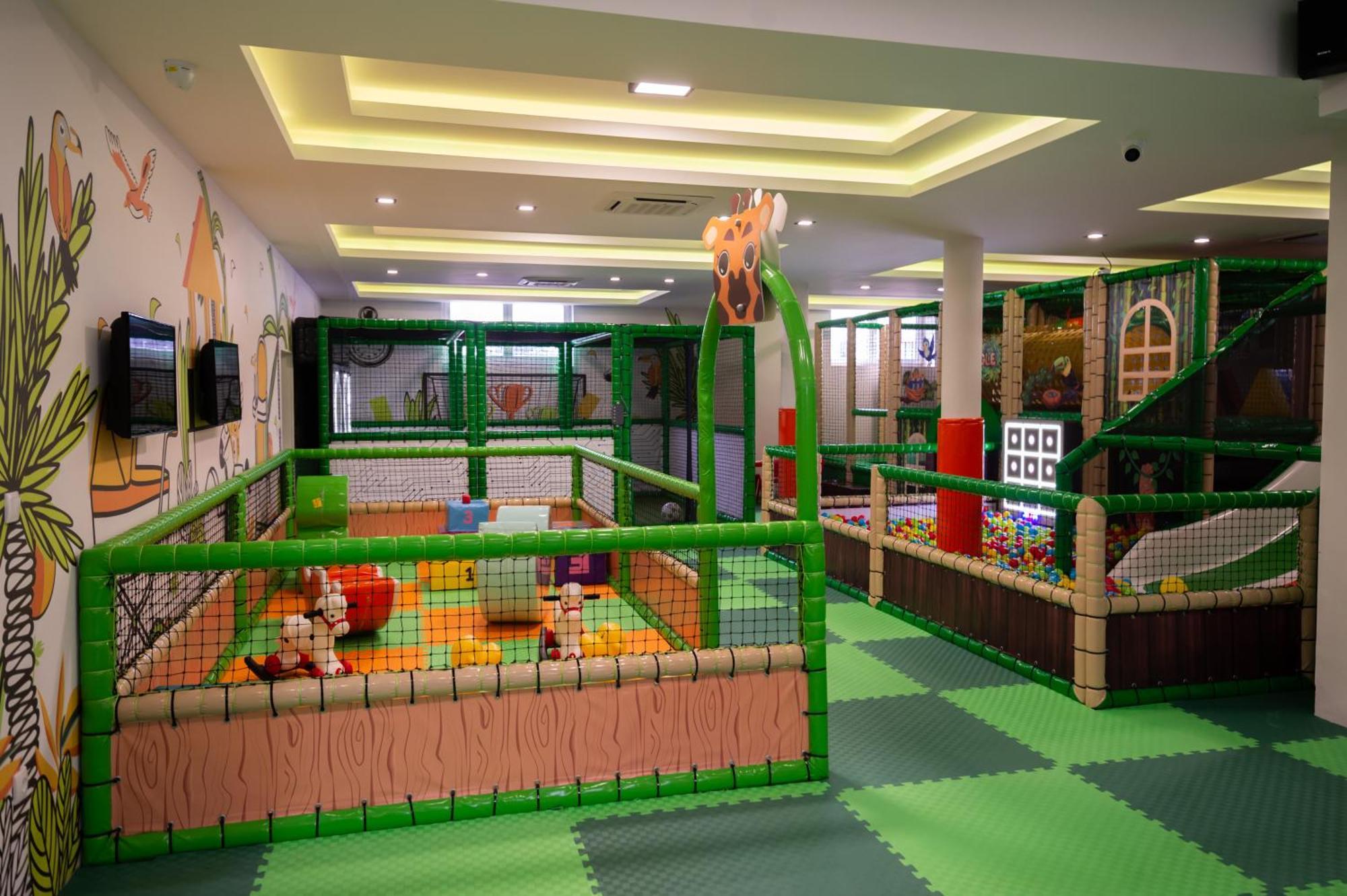 Hotel Nest بييلينا المظهر الخارجي الصورة