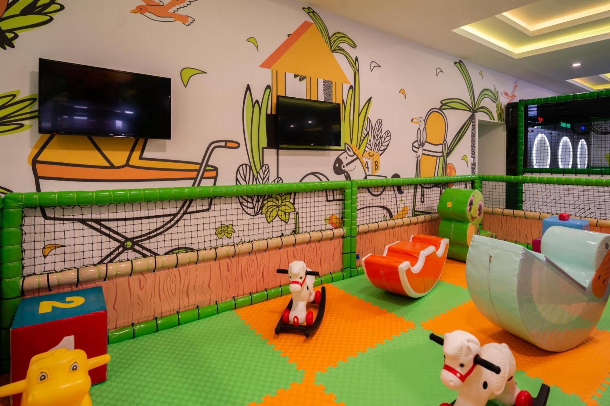 Hotel Nest بييلينا المظهر الخارجي الصورة