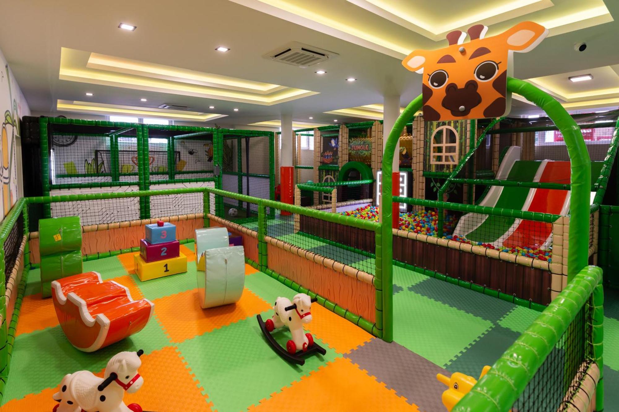 Hotel Nest بييلينا المظهر الخارجي الصورة