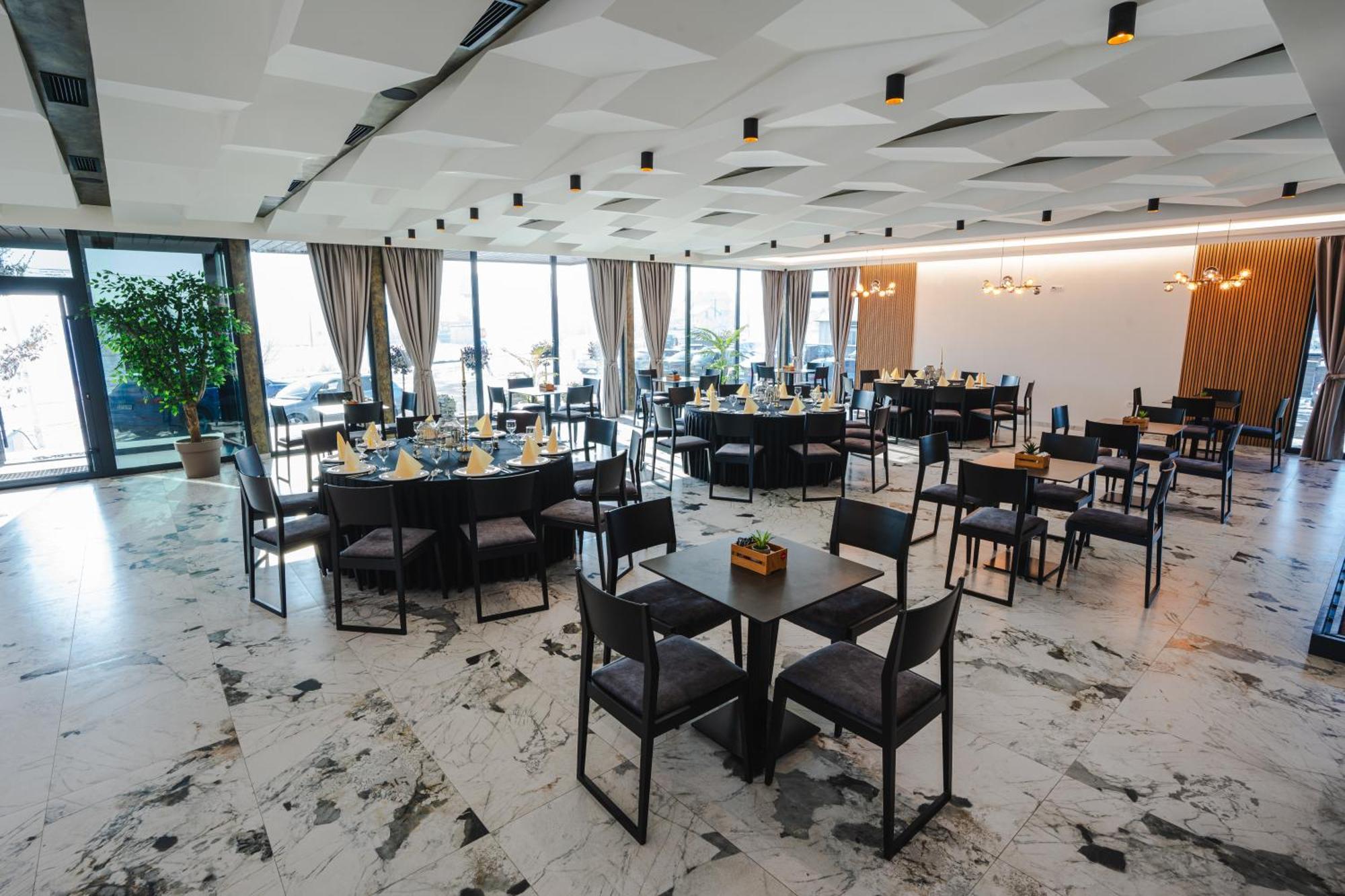 Hotel Nest بييلينا المظهر الخارجي الصورة
